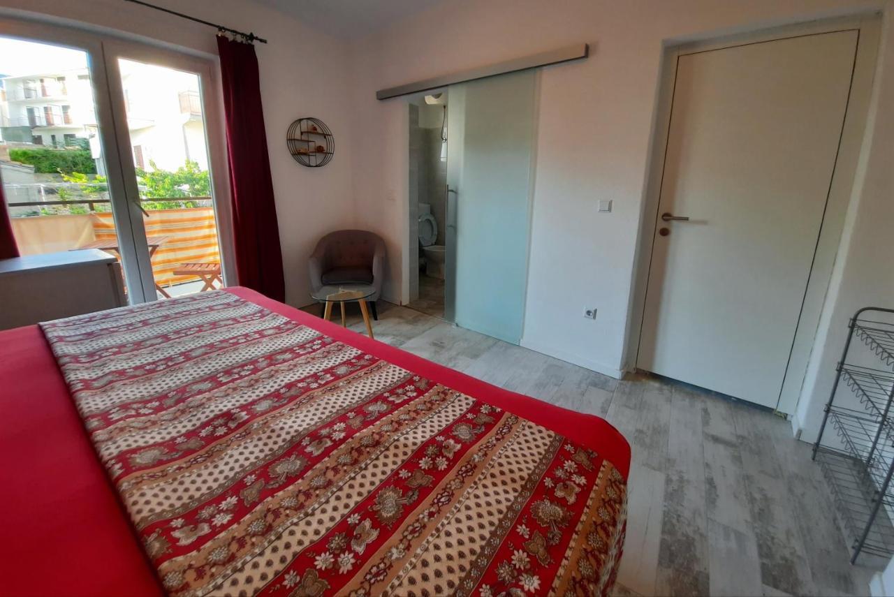 Apartments Zoro Primošten Extérieur photo