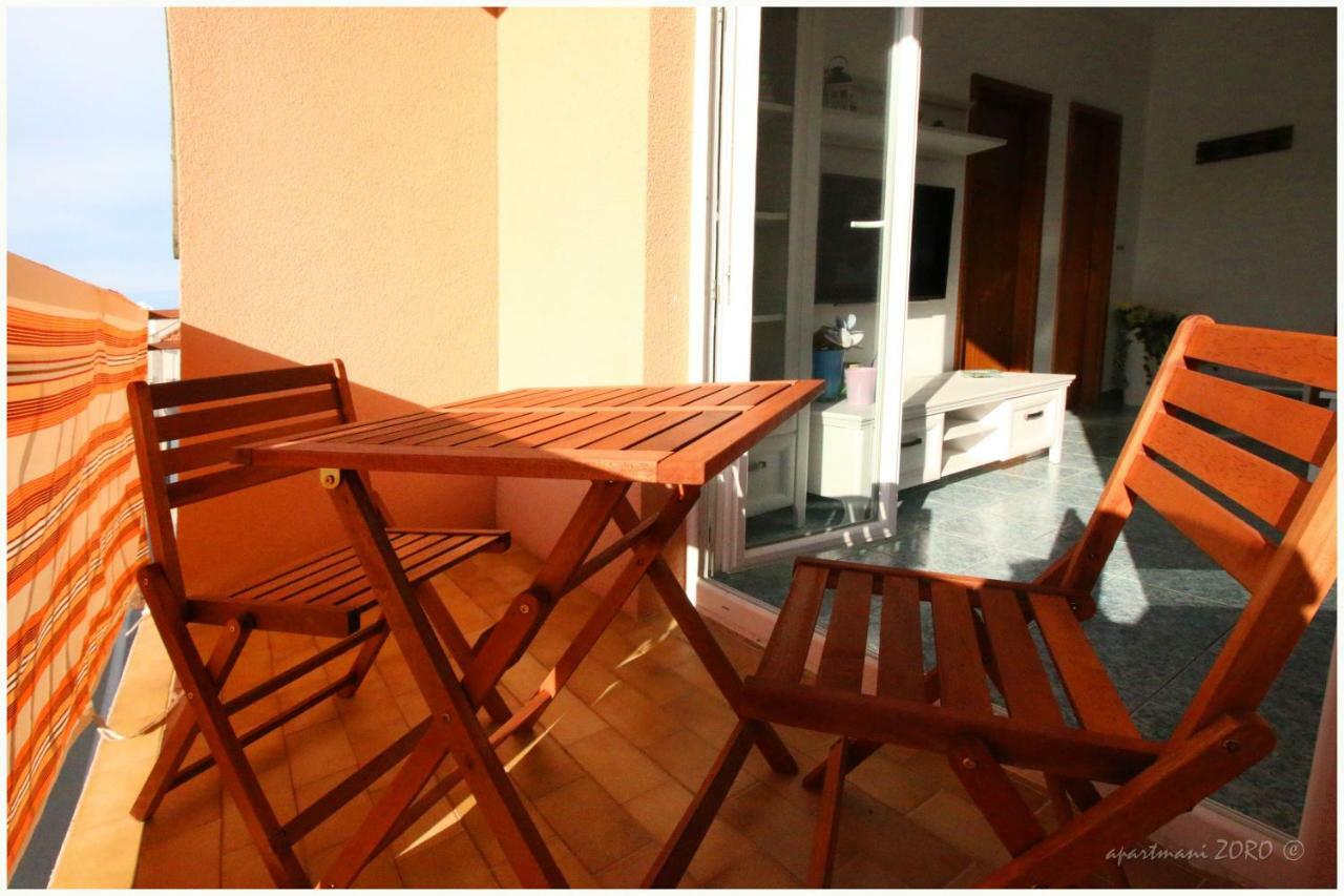 Apartments Zoro Primošten Extérieur photo